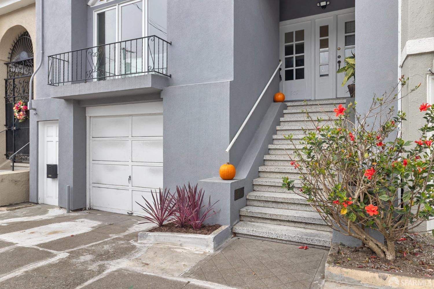 Detail Gallery Image 2 of 19 For 607 15th Ave, San Francisco,  CA 94118 - – Beds | – Baths