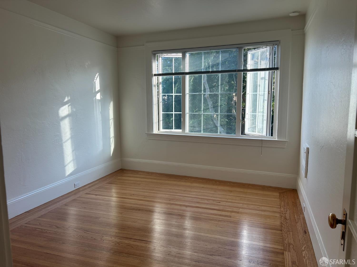 Detail Gallery Image 8 of 22 For 174 Corbett Ave, San Francisco,  CA 94114 - 1 Beds | 1 Baths