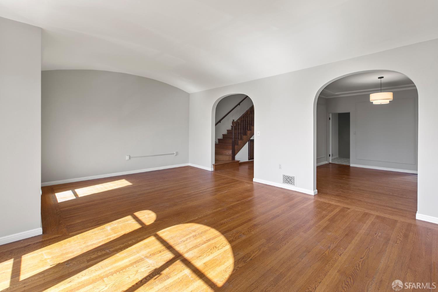 Detail Gallery Image 7 of 64 For 3348 Broderick St, San Francisco,  CA 94123 - – Beds | – Baths