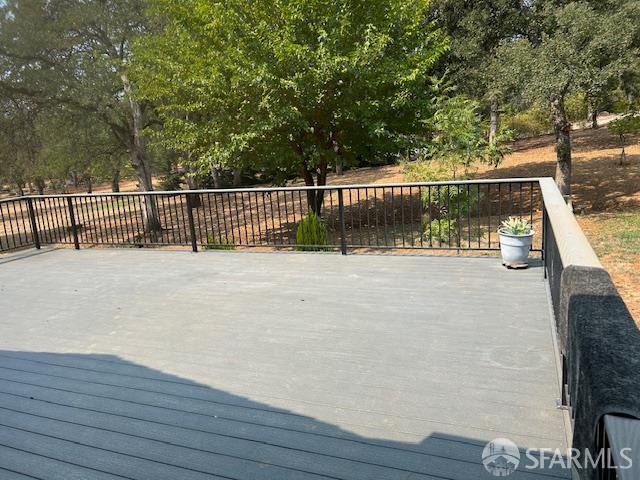 Detail Gallery Image 17 of 62 For 19481 N Rambling Oak Dr, Redding,  CA 96003 - 3 Beds | 2 Baths