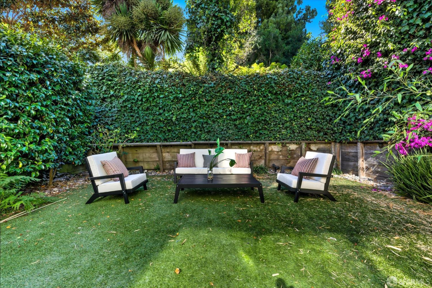 Detail Gallery Image 73 of 99 For 2121 Divisadero St, San Francisco,  CA 94115 - 4 Beds | 3/1 Baths