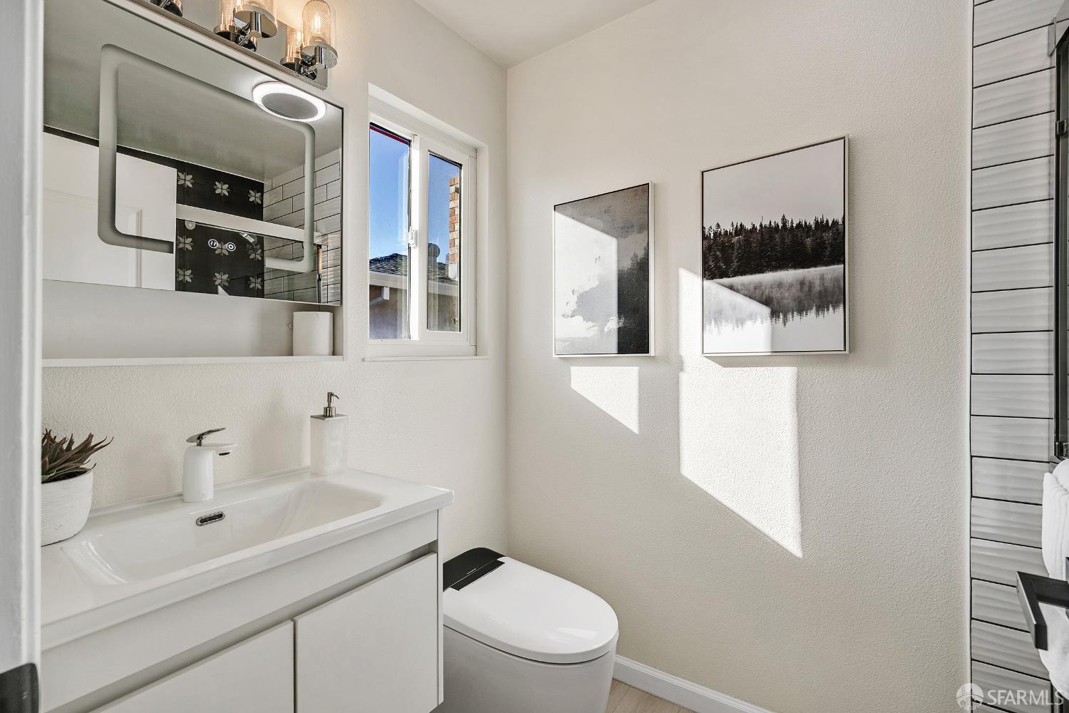 Detail Gallery Image 31 of 41 For 58 Orinda Cir, Pittsburg,  CA 94565 - 4 Beds | 2 Baths