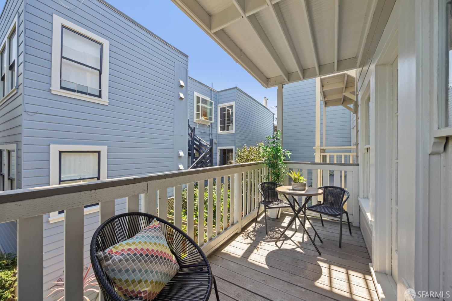 Detail Gallery Image 32 of 46 For 738 Masonic Ave, San Francisco,  CA 94117 - 2 Beds | 1 Baths