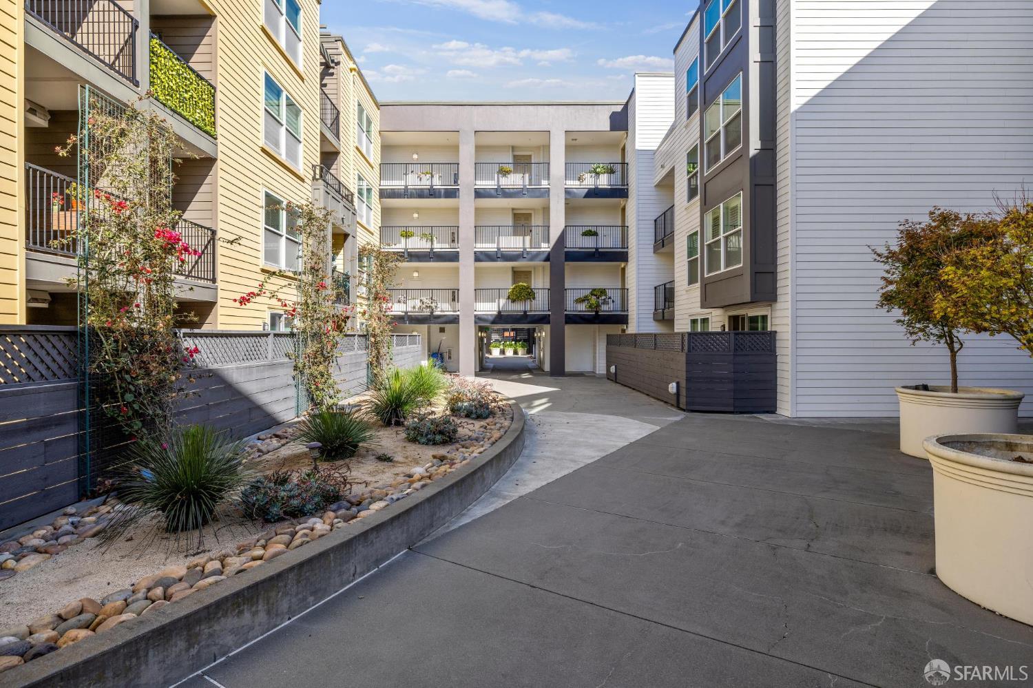 Detail Gallery Image 35 of 37 For 8400 Oceanview Ter #305,  San Francisco,  CA 94132 - 2 Beds | 2 Baths