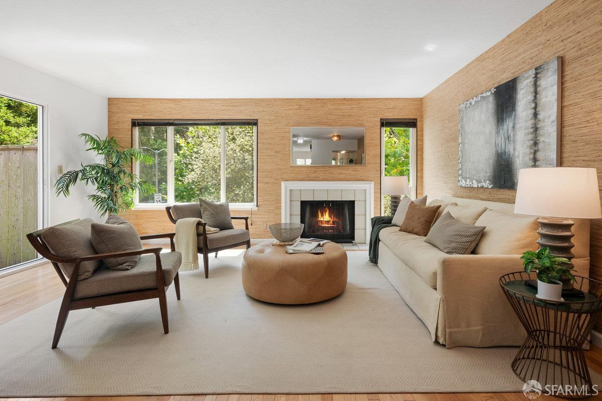 Detail Gallery Image 4 of 46 For 614 Clarendon Ave, San Francisco,  CA 94131 - 2 Beds | 2/1 Baths