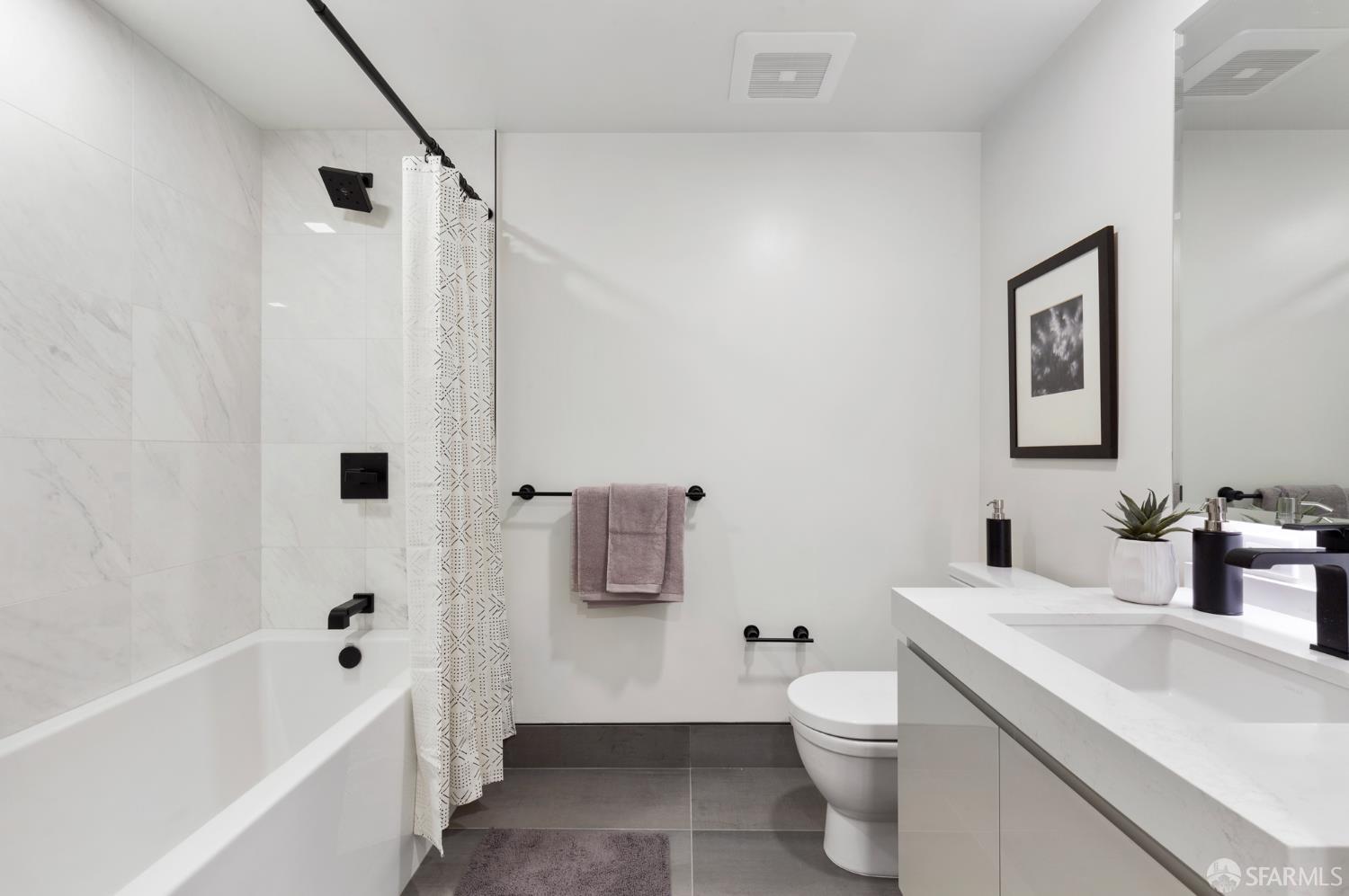 Photo #12: 425074332 Listing: Photo #12