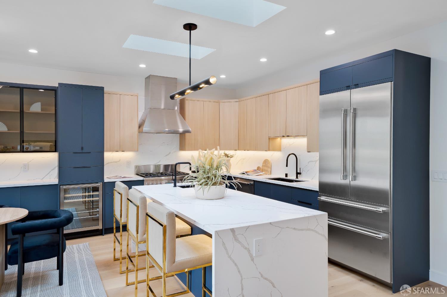 Detail Gallery Image 12 of 98 For 326 10th Ave, San Francisco,  CA 94118 - 4 Beds | 4 Baths