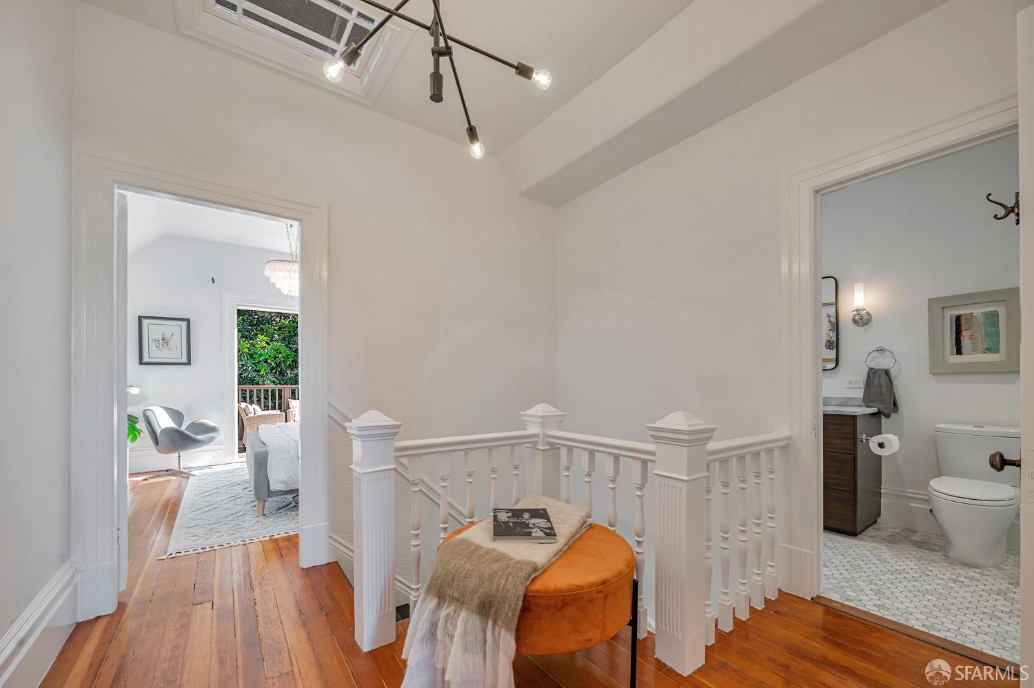 Detail Gallery Image 17 of 39 For 4425 20th St, San Francisco,  CA 94114 - 3 Beds | 2 Baths