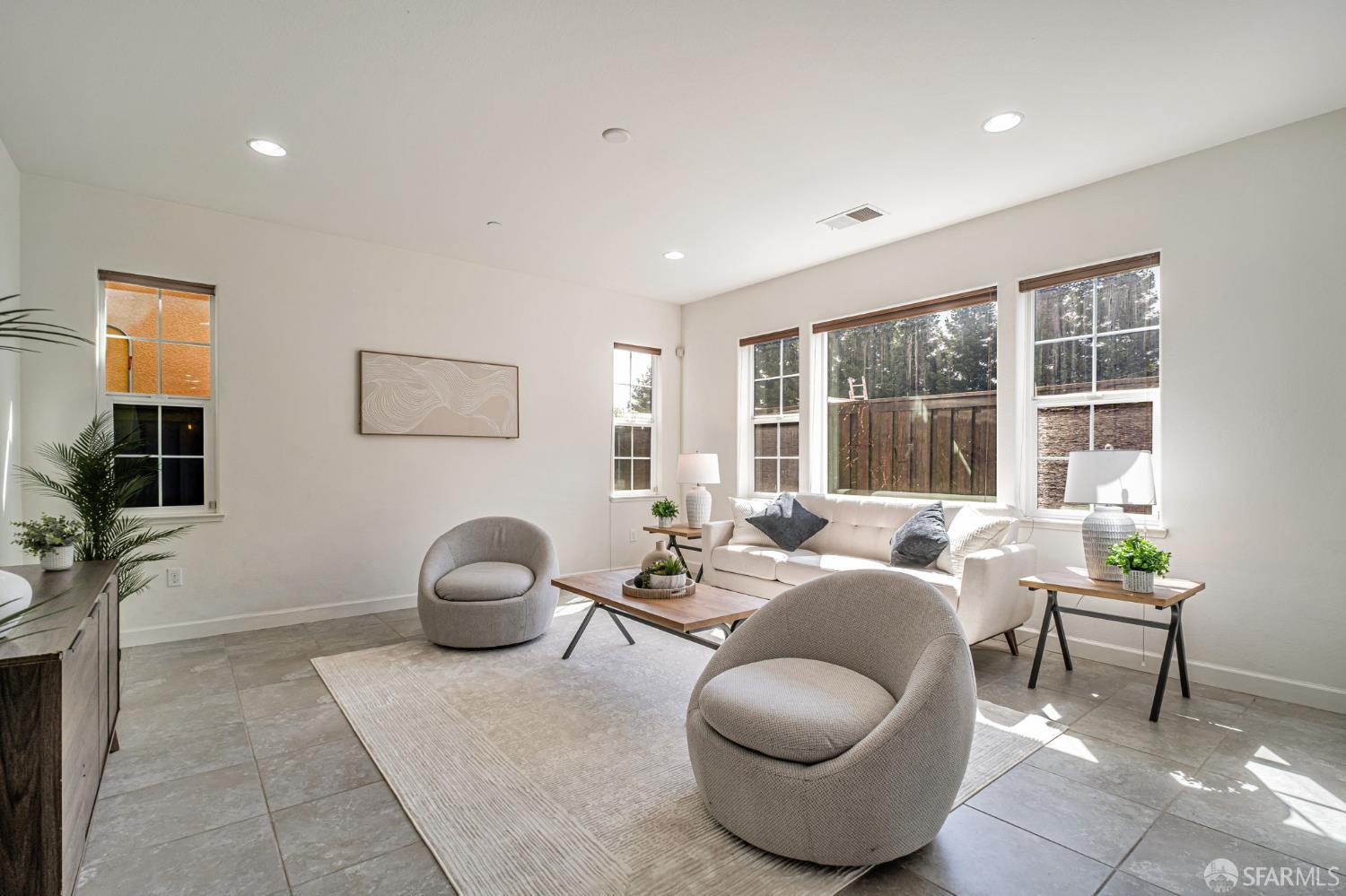 Detail Gallery Image 7 of 34 For 1512 Hayden St, Hayward,  CA 94545 - 4 Beds | 3 Baths