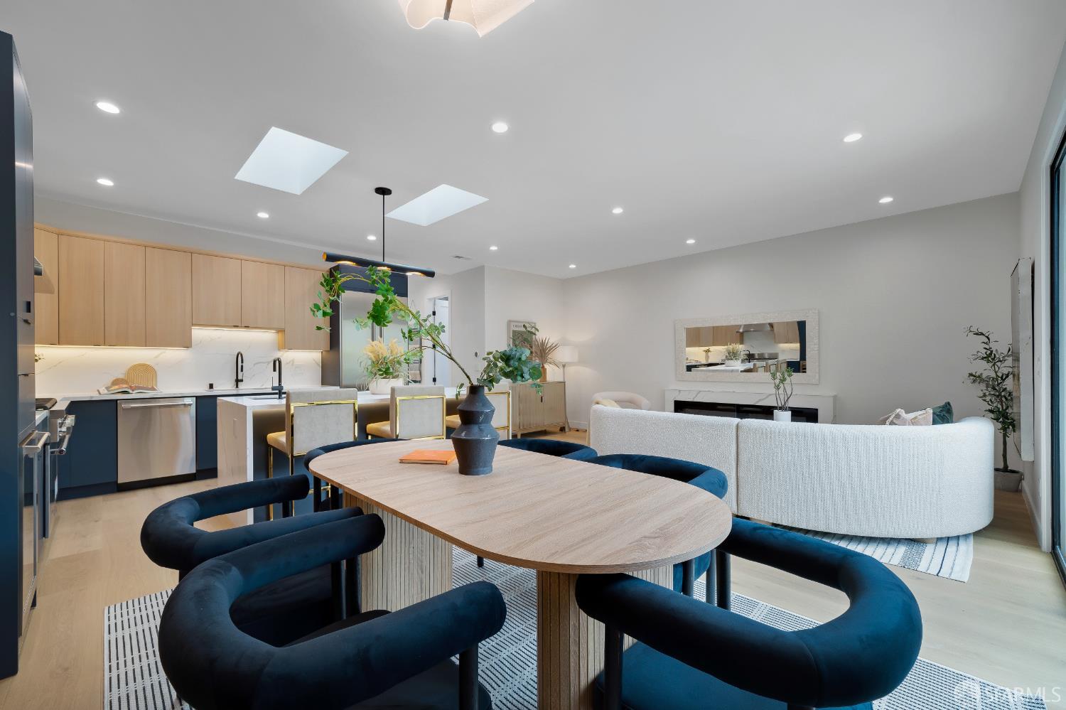 Detail Gallery Image 21 of 98 For 326 10th Ave, San Francisco,  CA 94118 - 4 Beds | 4 Baths