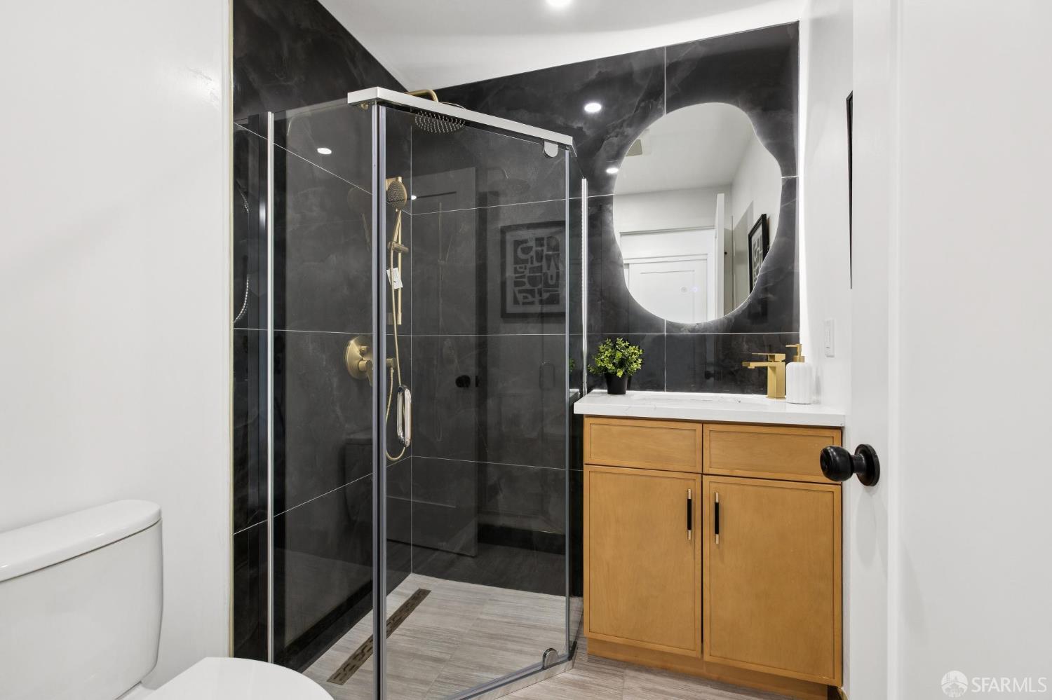 Detail Gallery Image 66 of 77 For 808 Higate Dr, Daly City,  CA 94015 - 5 Beds | 4 Baths