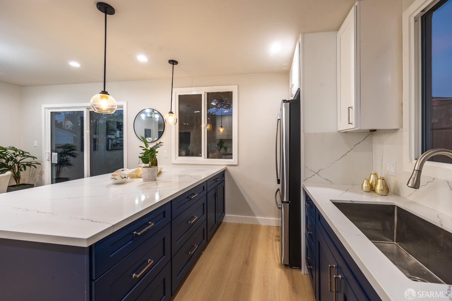 Detail Gallery Image 9 of 34 For 744 Washington St, Daly City,  CA 94015 - 3 Beds | 2 Baths