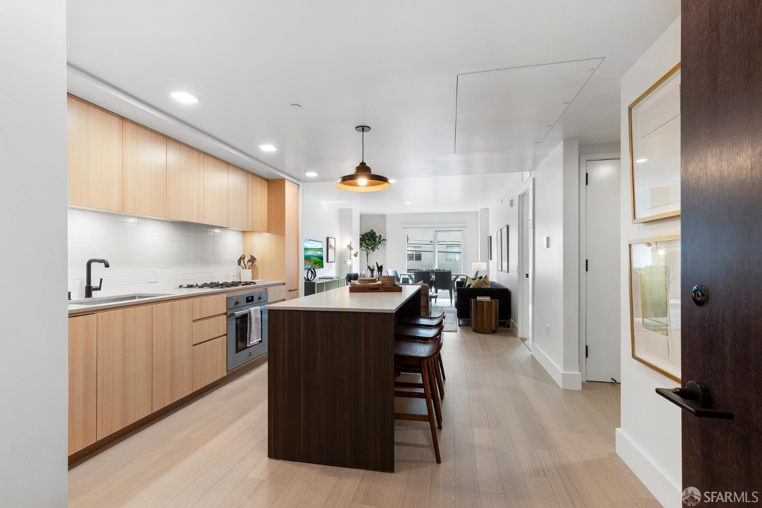 950 Tennessee Street # 218