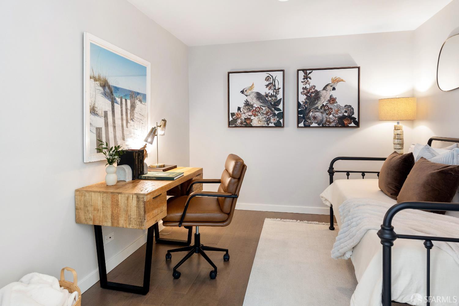Photo #2: 425057413 Listing 