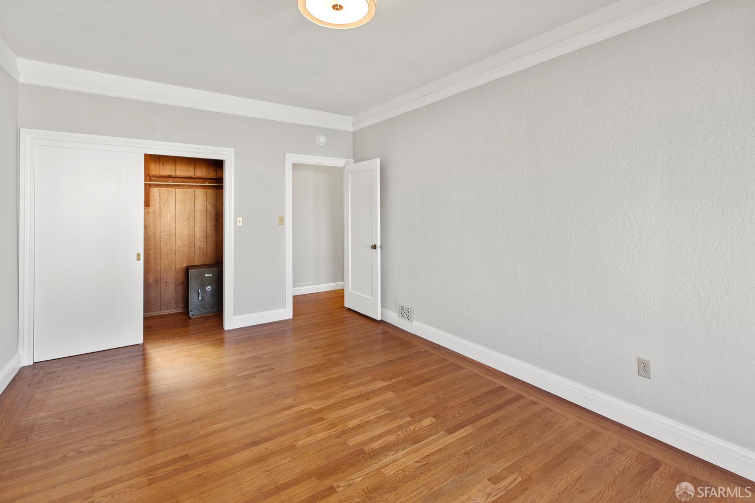Detail Gallery Image 19 of 64 For 3348 Broderick St, San Francisco,  CA 94123 - – Beds | – Baths