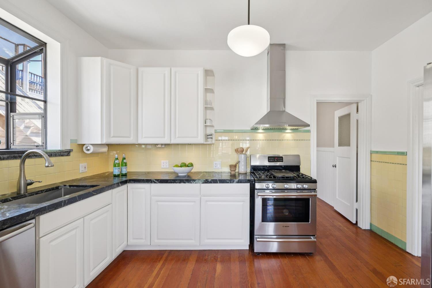 Photo #10: 425072958 Listing: Photo #10