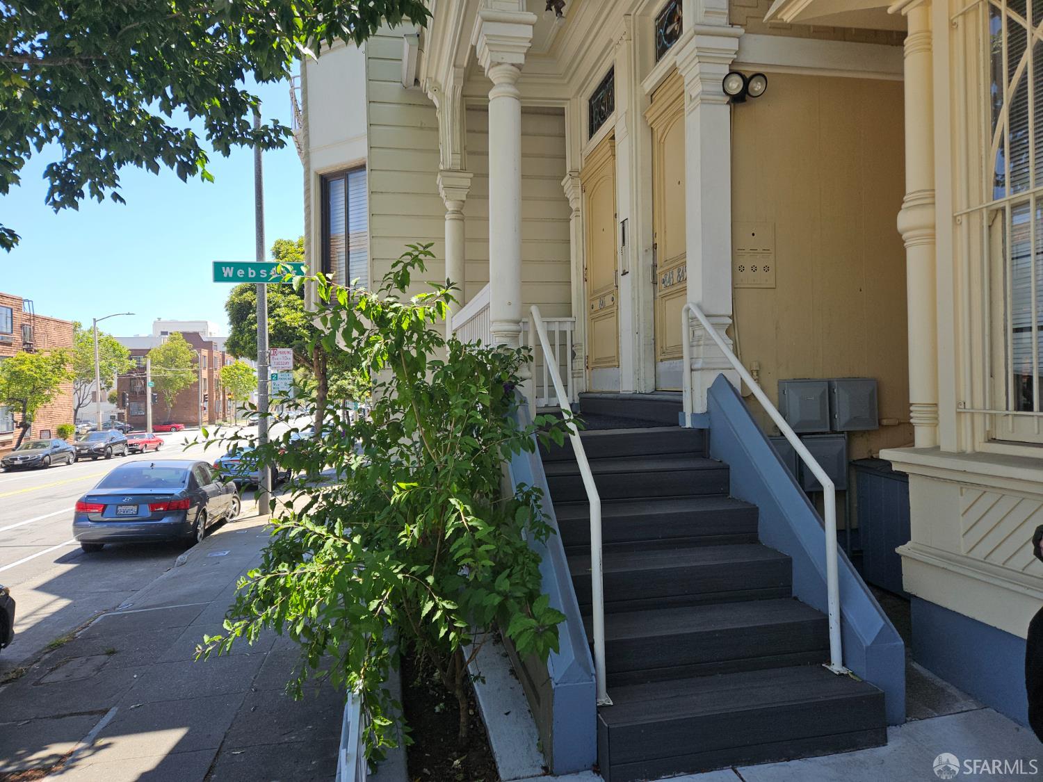Detail Gallery Image 3 of 5 For 841 Fulton St, San Francisco,  CA 94117 - – Beds | – Baths