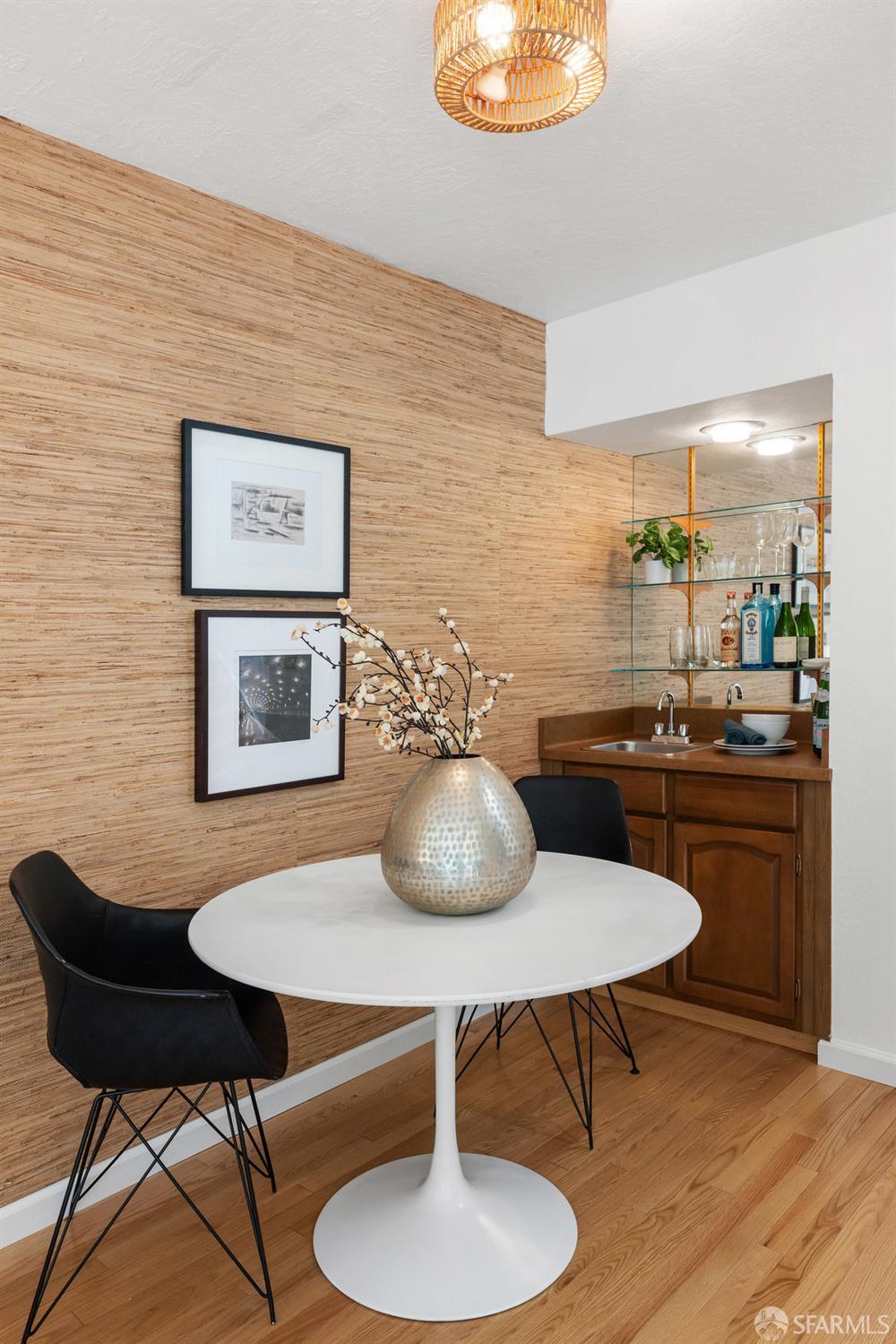Detail Gallery Image 26 of 46 For 614 Clarendon Ave, San Francisco,  CA 94131 - 2 Beds | 2/1 Baths