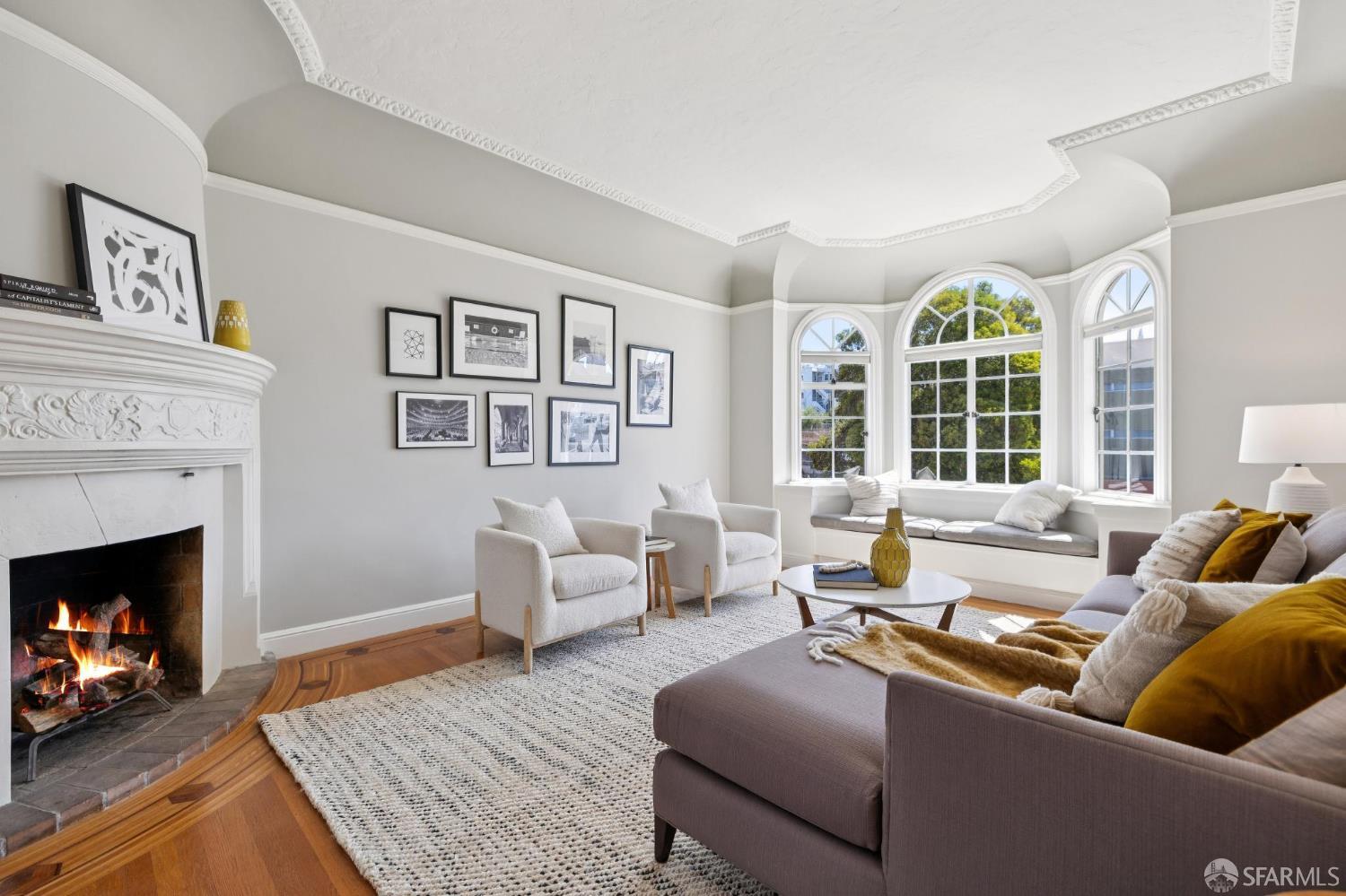 Photo #2: 425072958 Listing 