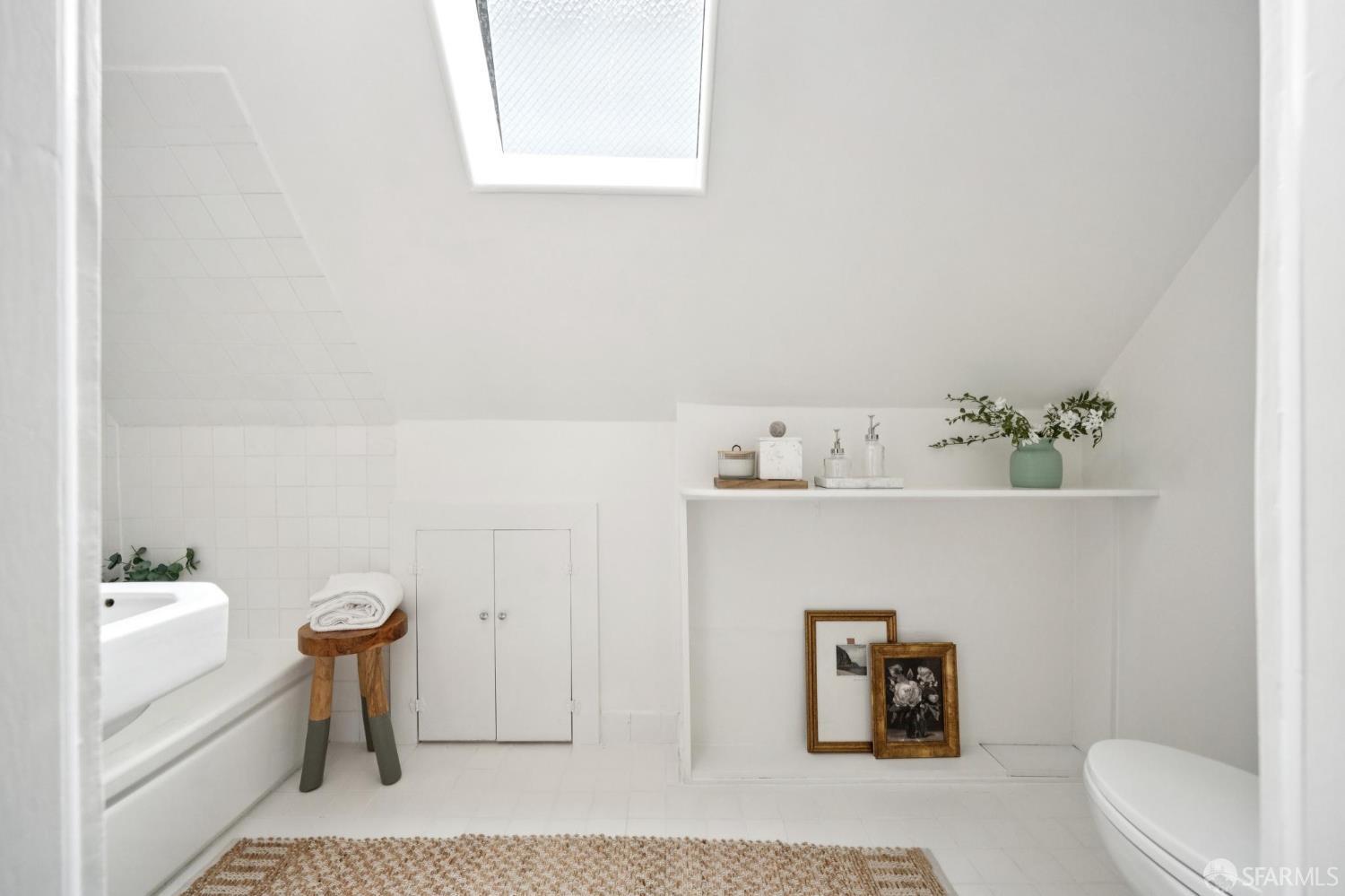Detail Gallery Image 35 of 93 For 3668 Sacramento St, San Francisco,  CA 94118 - – Beds | – Baths