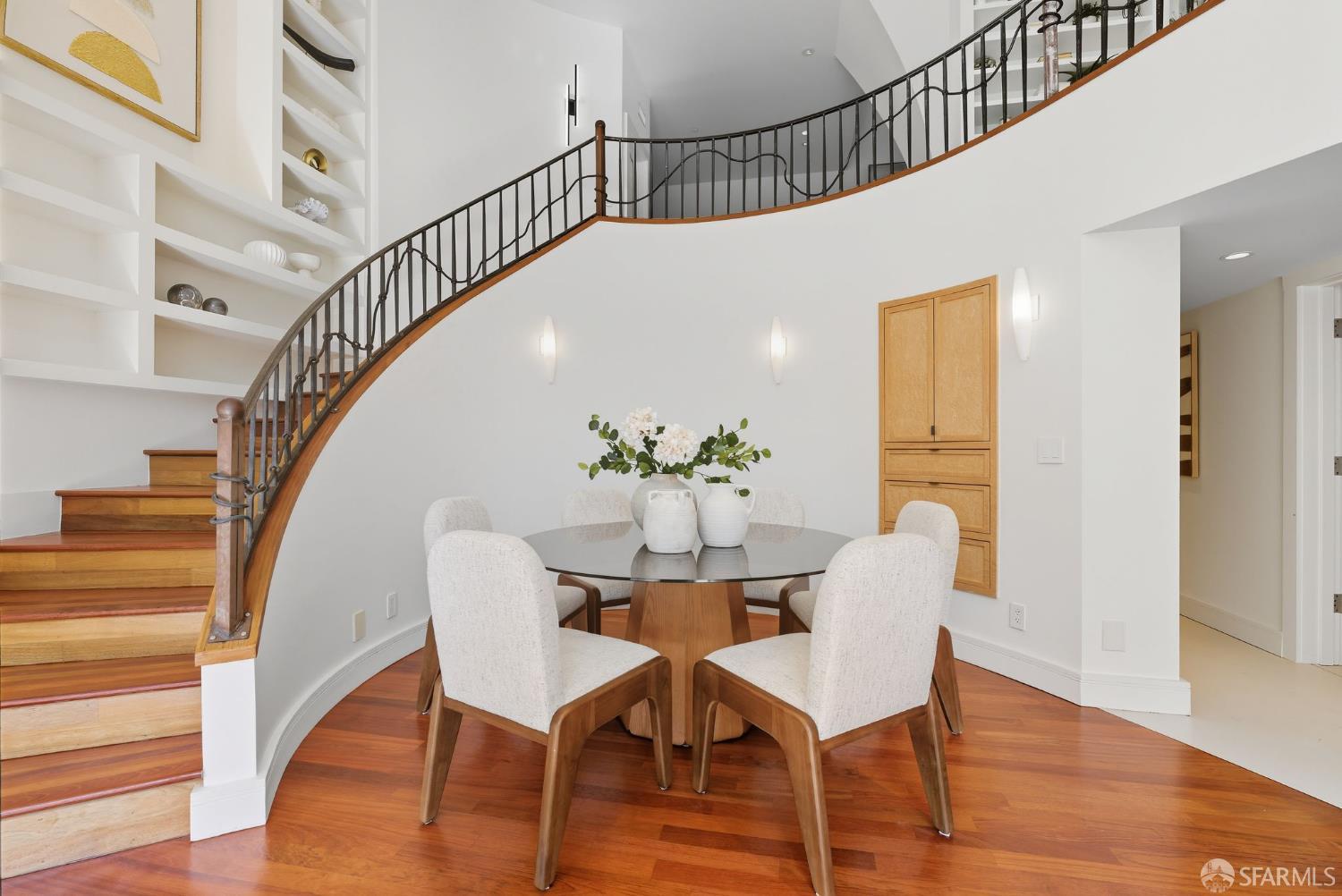 Detail Gallery Image 34 of 99 For 2121 Divisadero St, San Francisco,  CA 94115 - 4 Beds | 3/1 Baths