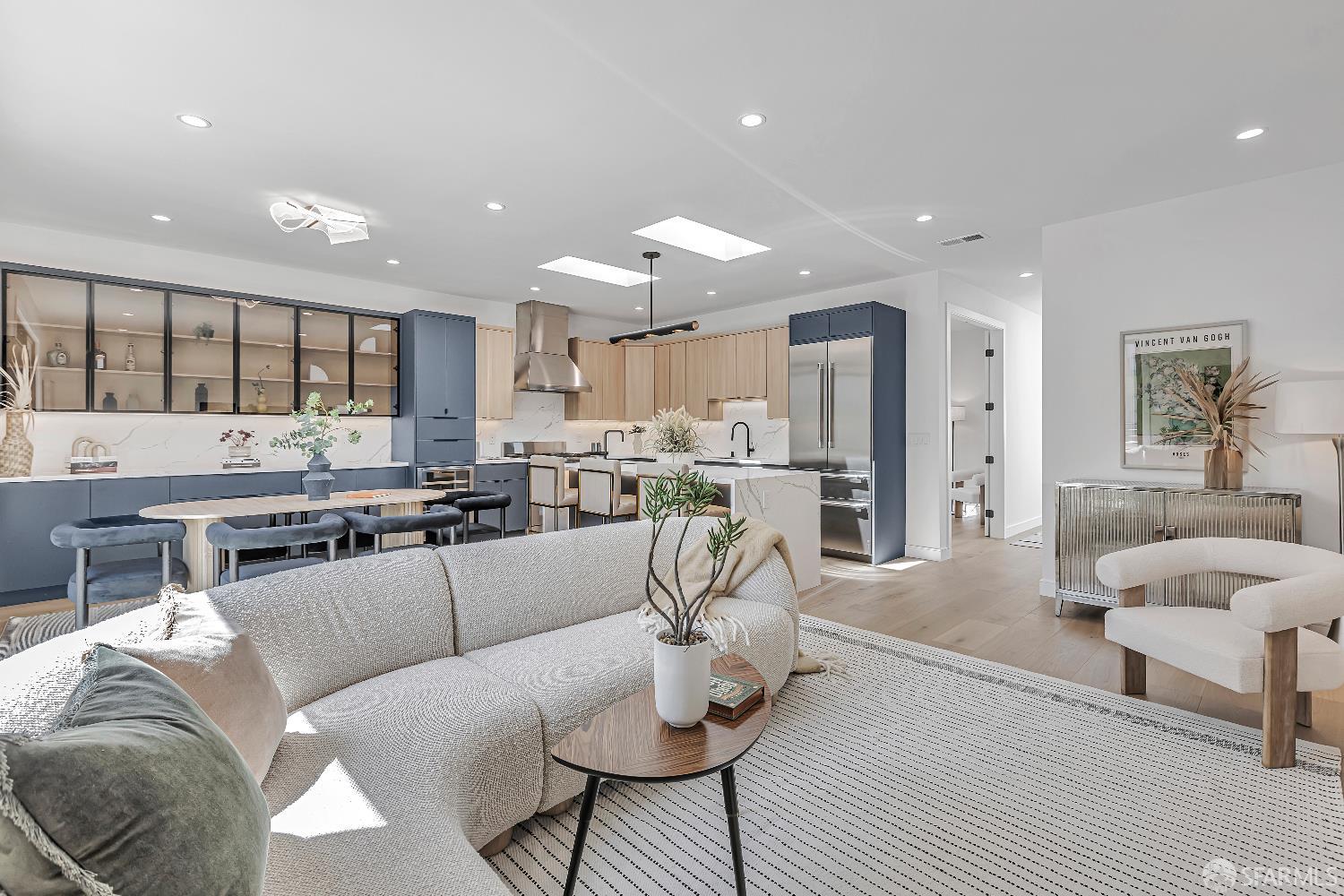 Detail Gallery Image 4 of 98 For 326 10th Ave, San Francisco,  CA 94118 - 4 Beds | 4 Baths