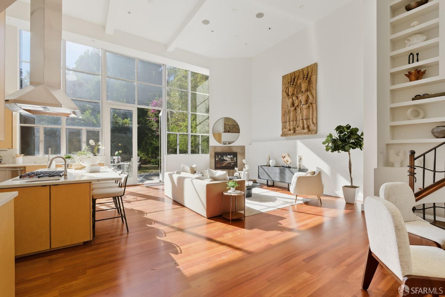 Detail Gallery Image 25 of 99 For 2121 Divisadero St, San Francisco,  CA 94115 - 4 Beds | 3/1 Baths