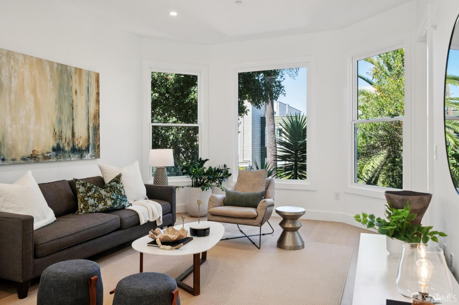 Photo #3: 425074411 Listing 