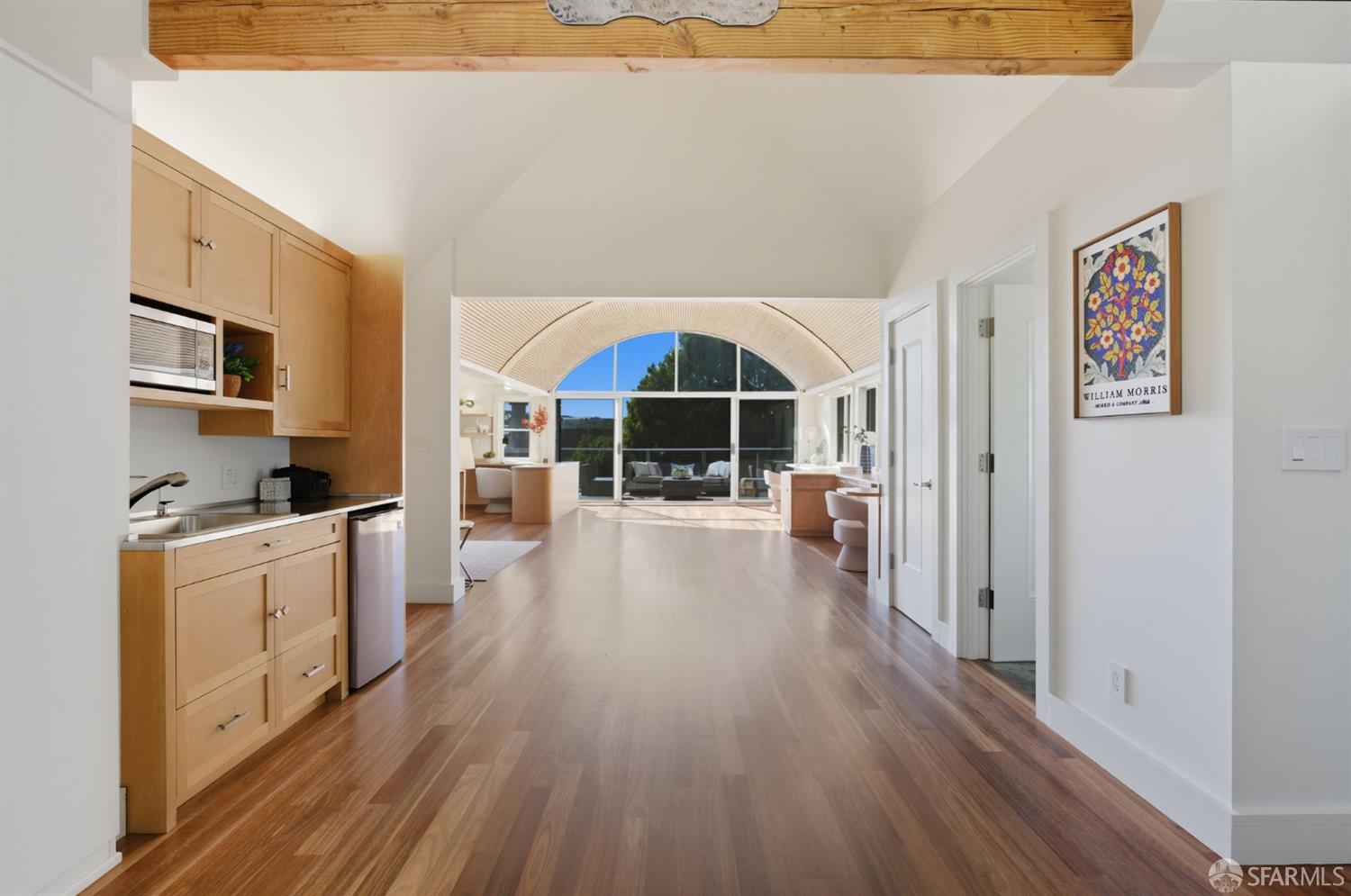 Detail Gallery Image 8 of 99 For 2121 Divisadero St, San Francisco,  CA 94115 - 4 Beds | 3/1 Baths