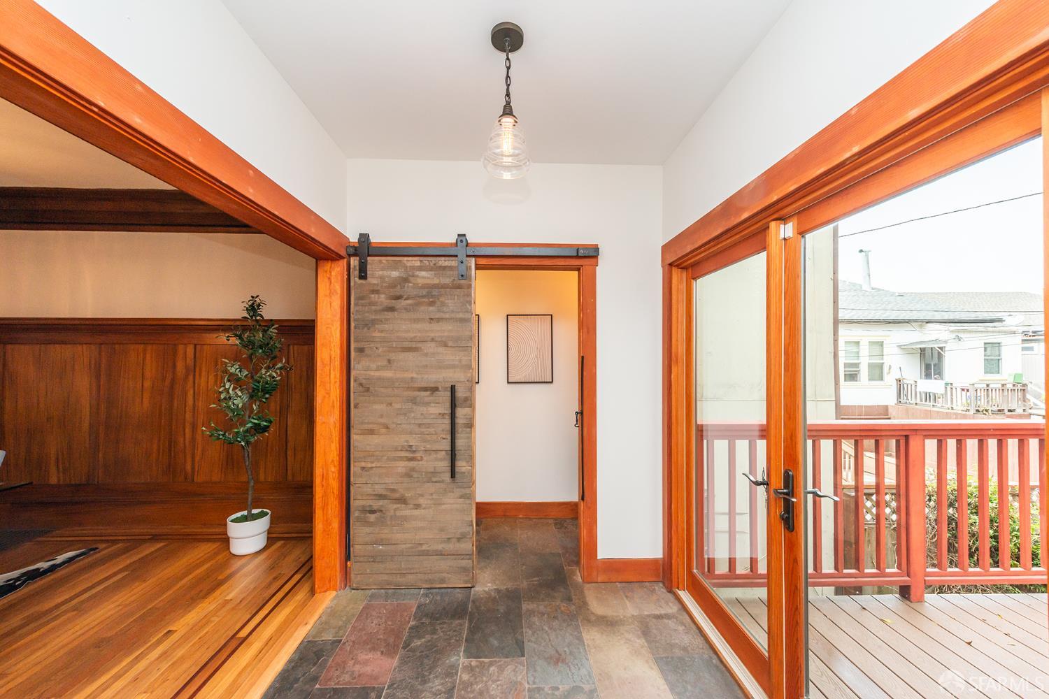 Detail Gallery Image 24 of 69 For 2728 Irving St, San Francisco,  CA 94122 - 3 Beds | 2/1 Baths