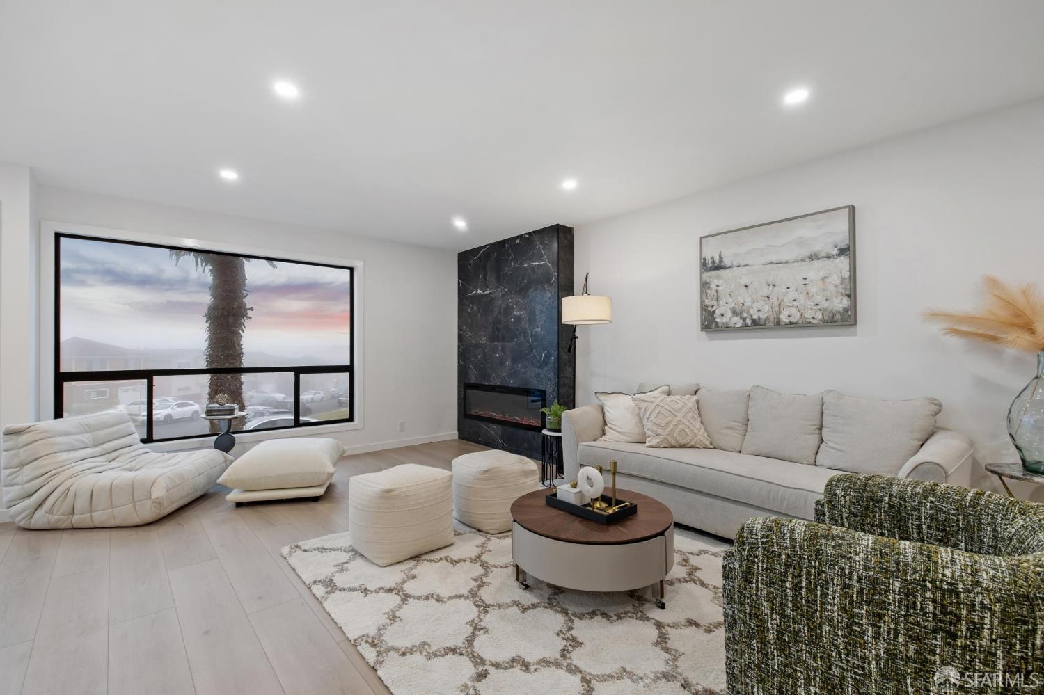 Detail Gallery Image 5 of 77 For 808 Higate Dr, Daly City,  CA 94015 - 5 Beds | 4 Baths