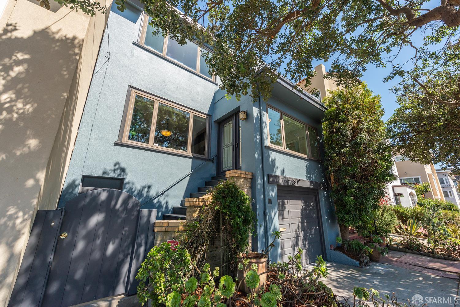 Detail Gallery Image 2 of 69 For 2728 Irving St, San Francisco,  CA 94122 - 3 Beds | 2/1 Baths