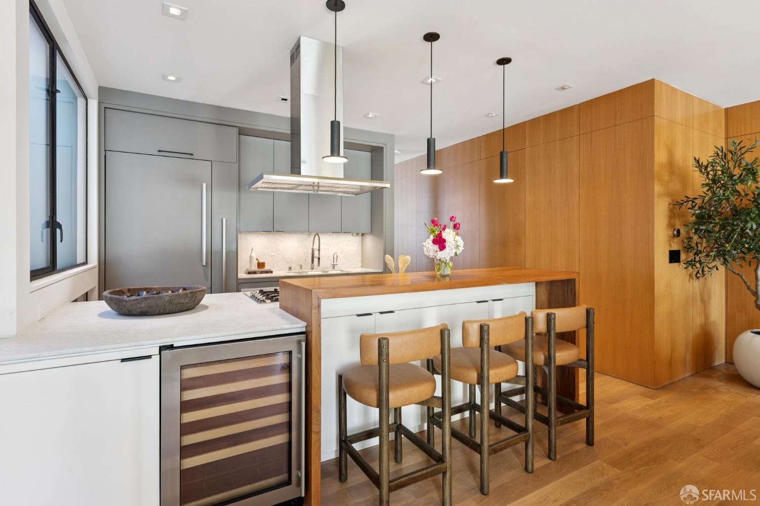 Detail Gallery Image 9 of 72 For 1624 Alabama St, San Francisco,  CA 94110 - 4 Beds | 3/1 Baths