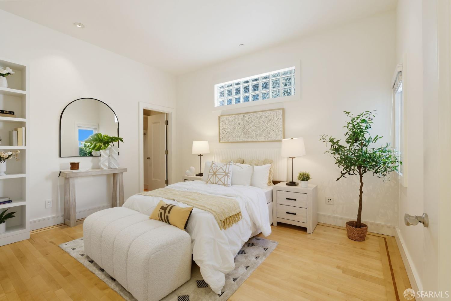 Detail Gallery Image 48 of 99 For 2121 Divisadero St, San Francisco,  CA 94115 - 4 Beds | 3/1 Baths