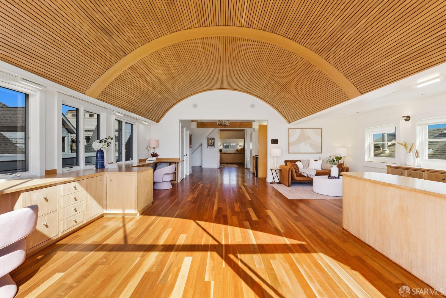 Detail Gallery Image 6 of 99 For 2121 Divisadero St, San Francisco,  CA 94115 - 4 Beds | 3/1 Baths