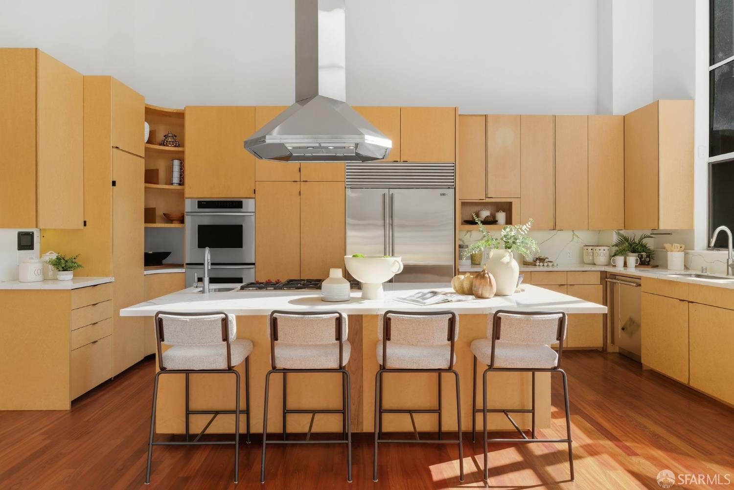 Detail Gallery Image 28 of 99 For 2121 Divisadero St, San Francisco,  CA 94115 - 4 Beds | 3/1 Baths