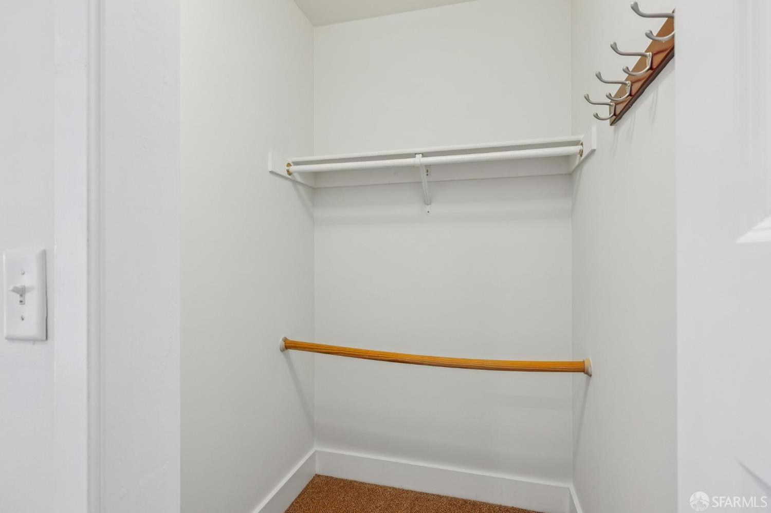 Photo #22: 425074512 Listing: Photo #22