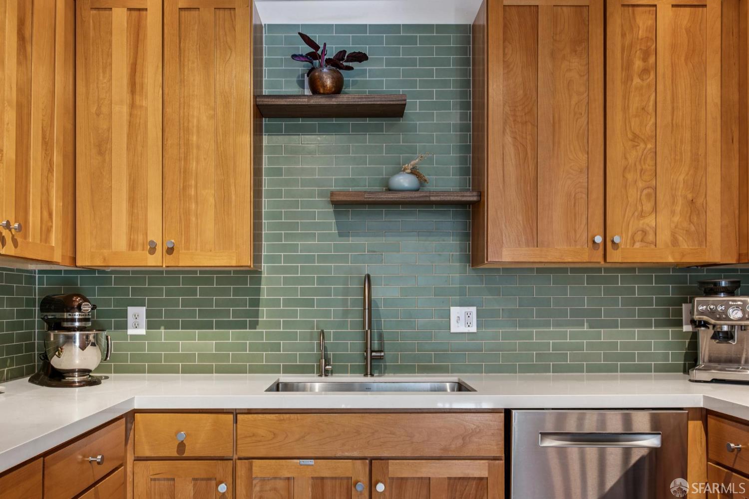 Detail Gallery Image 15 of 31 For 1572 Church St a,  San Francisco,  CA 94131 - 2 Beds | 1/1 Baths