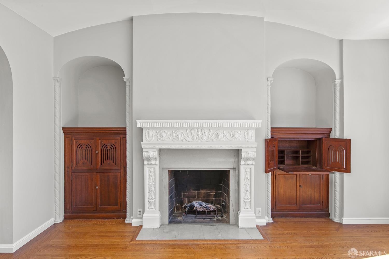 Detail Gallery Image 2 of 64 For 3348 Broderick St, San Francisco,  CA 94123 - – Beds | – Baths