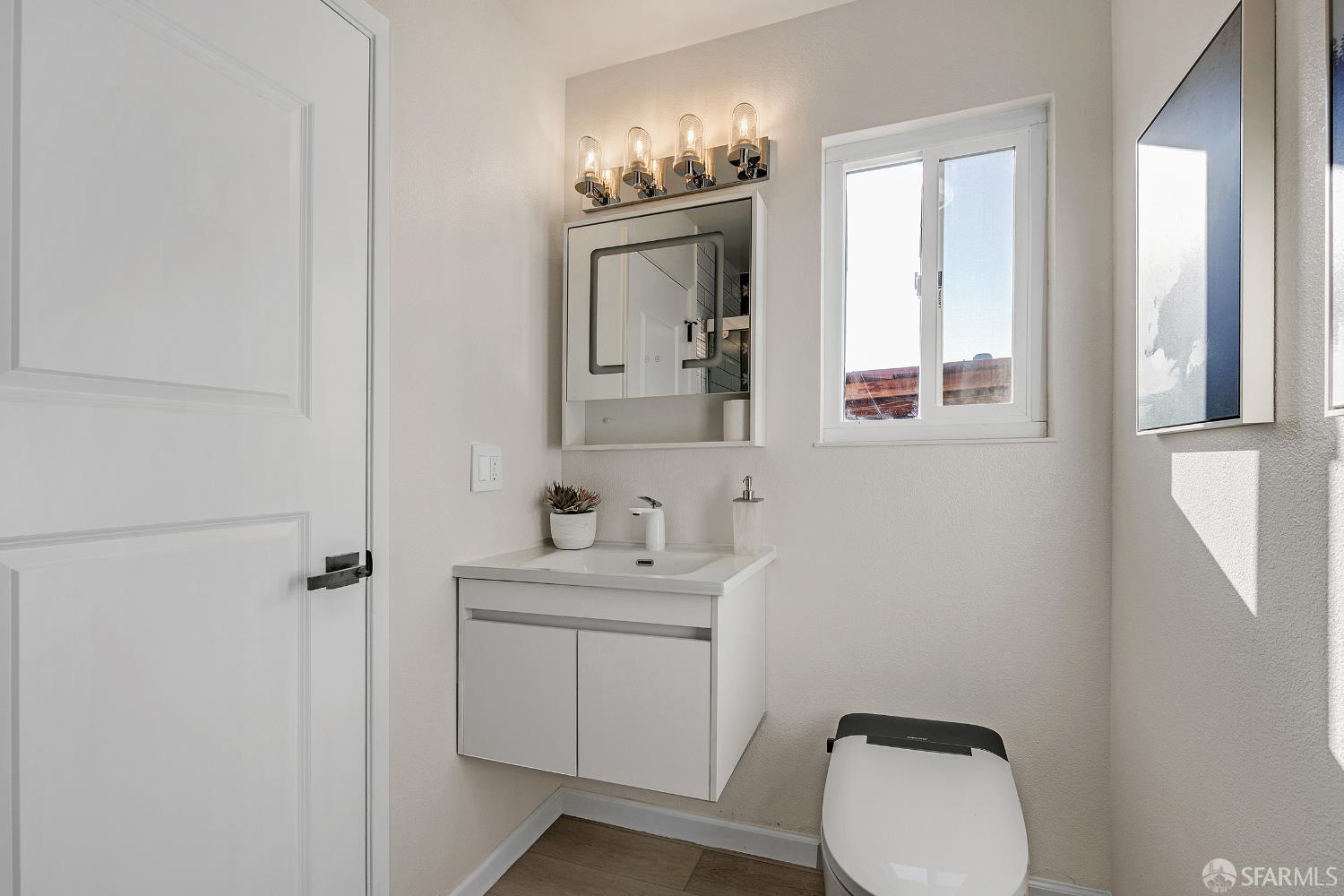 Detail Gallery Image 33 of 41 For 58 Orinda Cir, Pittsburg,  CA 94565 - 4 Beds | 2 Baths