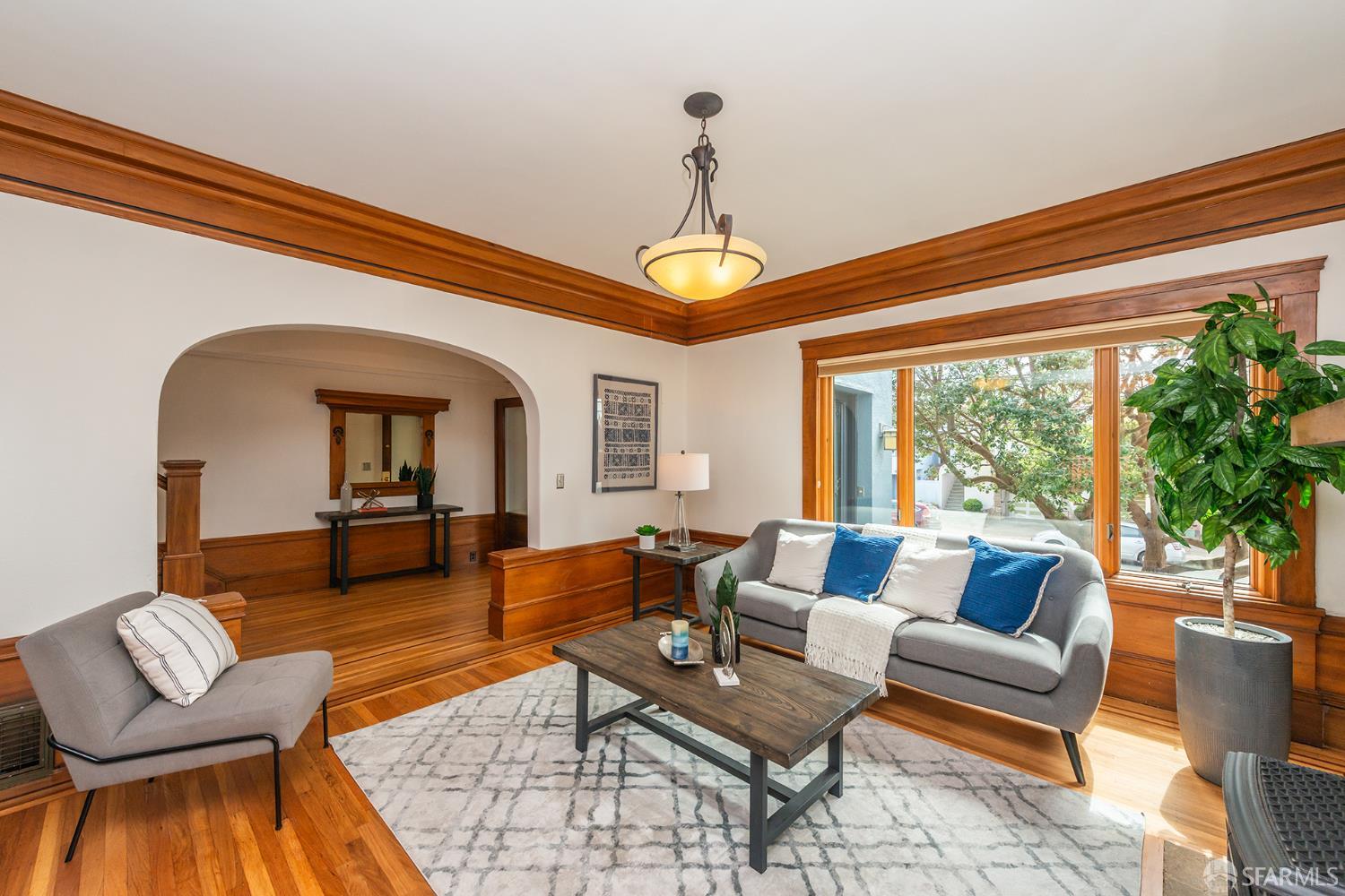 Detail Gallery Image 7 of 69 For 2728 Irving St, San Francisco,  CA 94122 - 3 Beds | 2/1 Baths