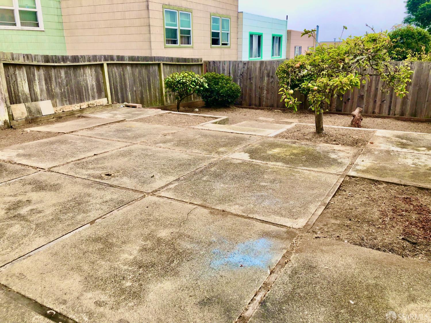 Detail Gallery Image 21 of 32 For 3419 Ulloa St, San Francisco,  CA 94116 - 3 Beds | 1/1 Baths
