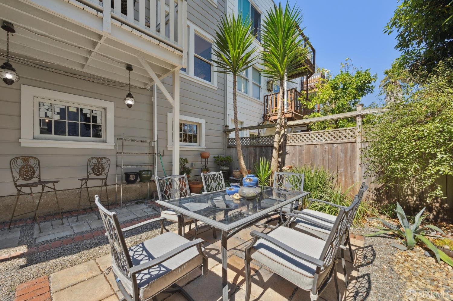 Detail Gallery Image 42 of 46 For 738 Masonic Ave, San Francisco,  CA 94117 - 2 Beds | 1 Baths