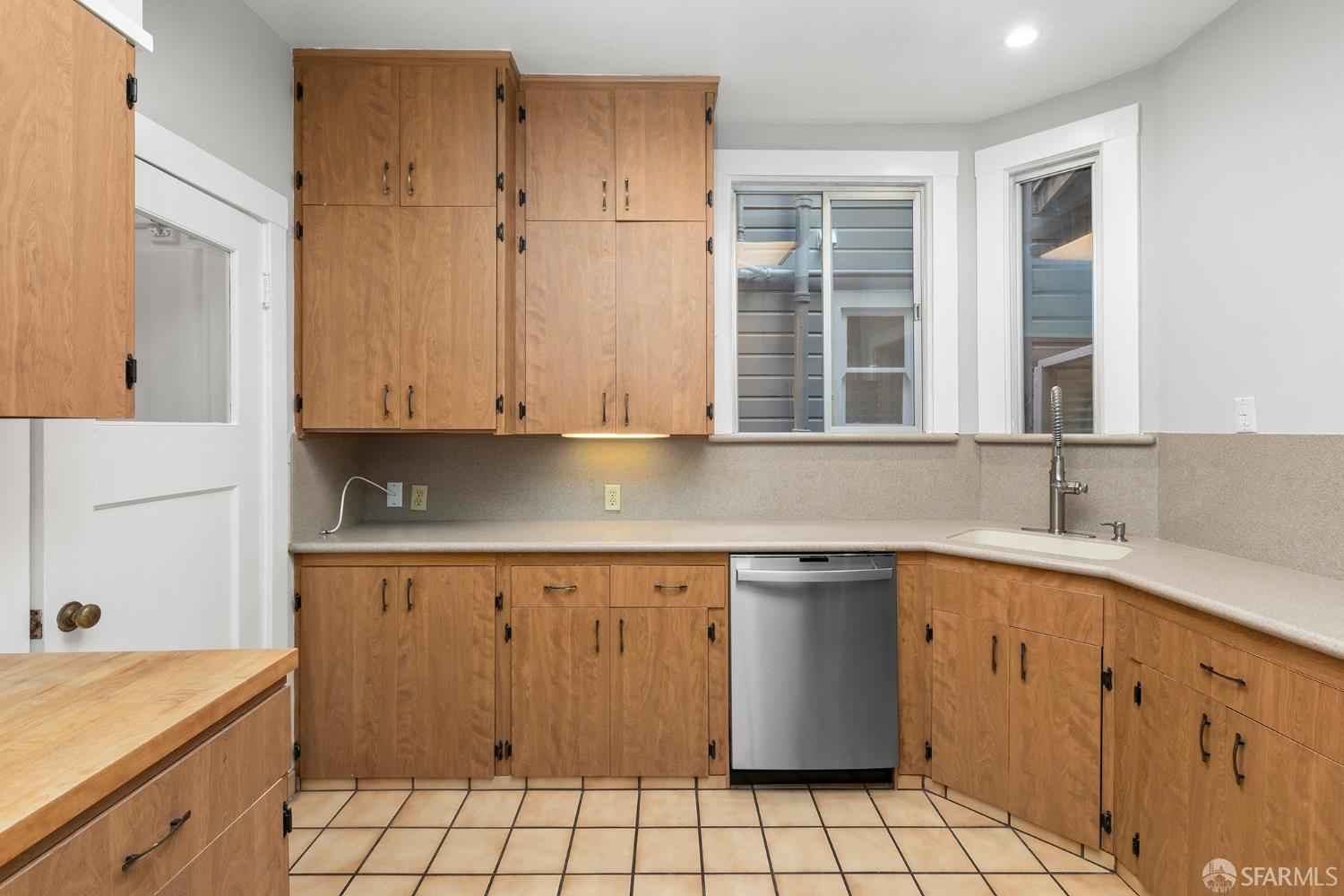 Detail Gallery Image 45 of 64 For 3348 Broderick St, San Francisco,  CA 94123 - – Beds | – Baths