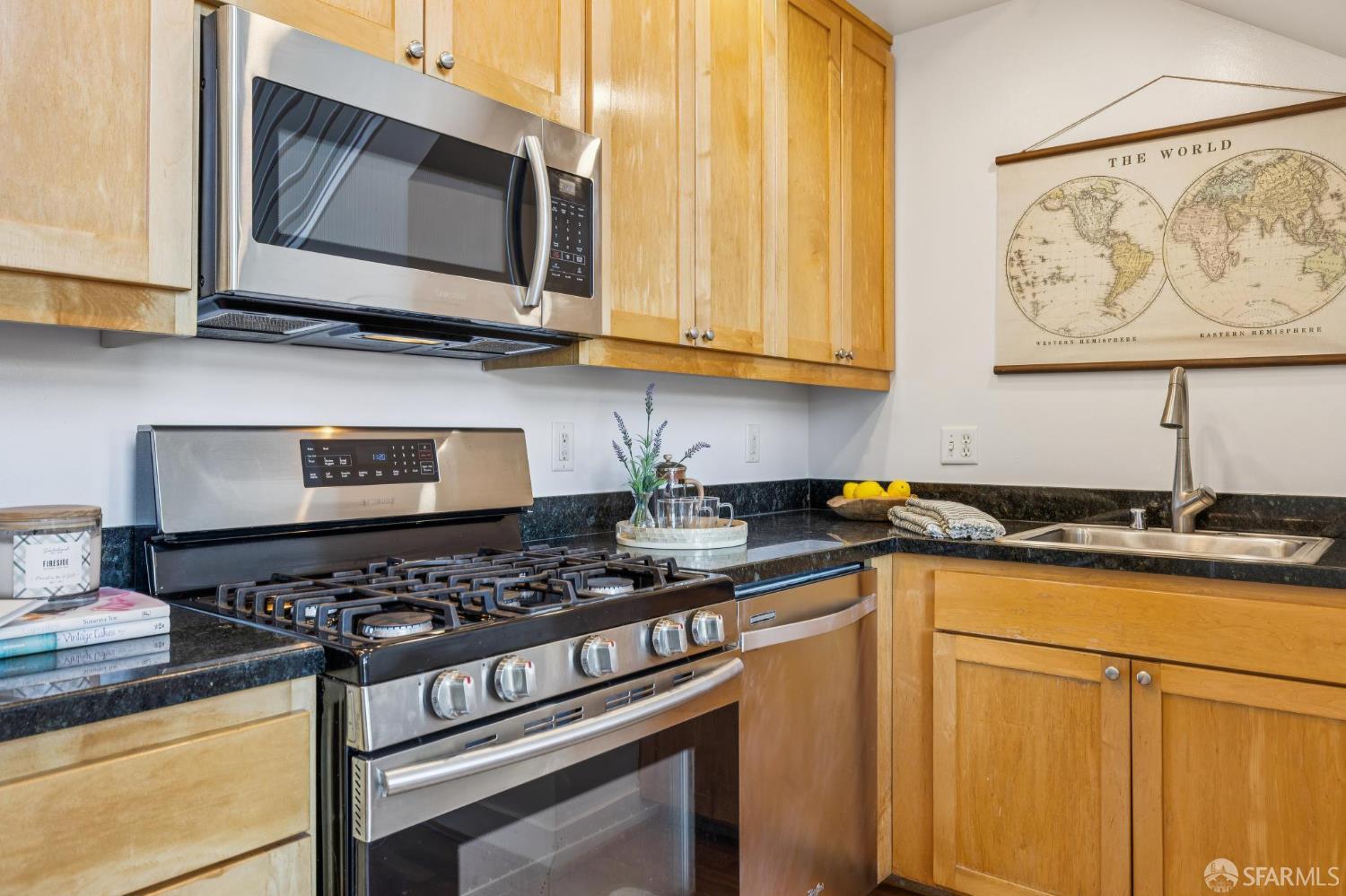 Photo #12: 425074512 Listing: Photo #12