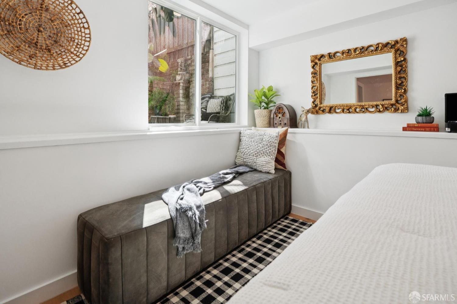 Detail Gallery Image 12 of 20 For 211 Winfield St a,  San Francisco,  CA 94110 - 1 Beds | 1 Baths