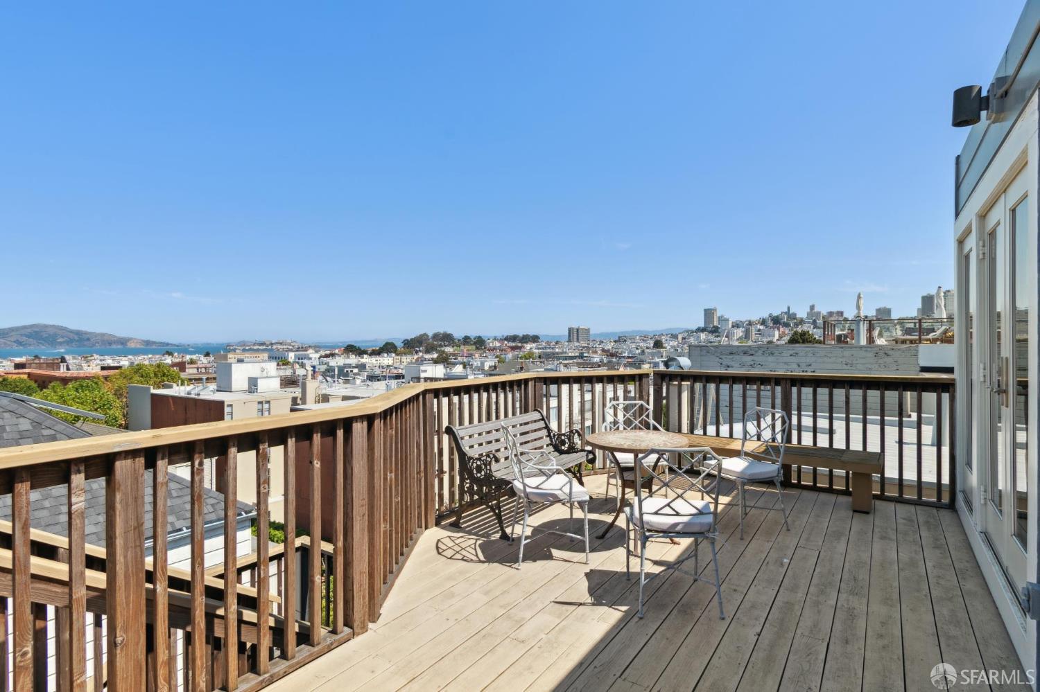 Photo #5: 425074629 Listing 