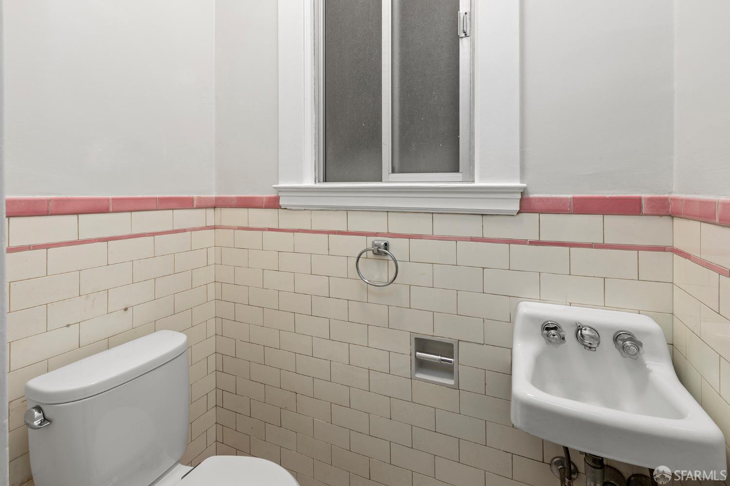 Detail Gallery Image 47 of 64 For 3348 Broderick St, San Francisco,  CA 94123 - – Beds | – Baths