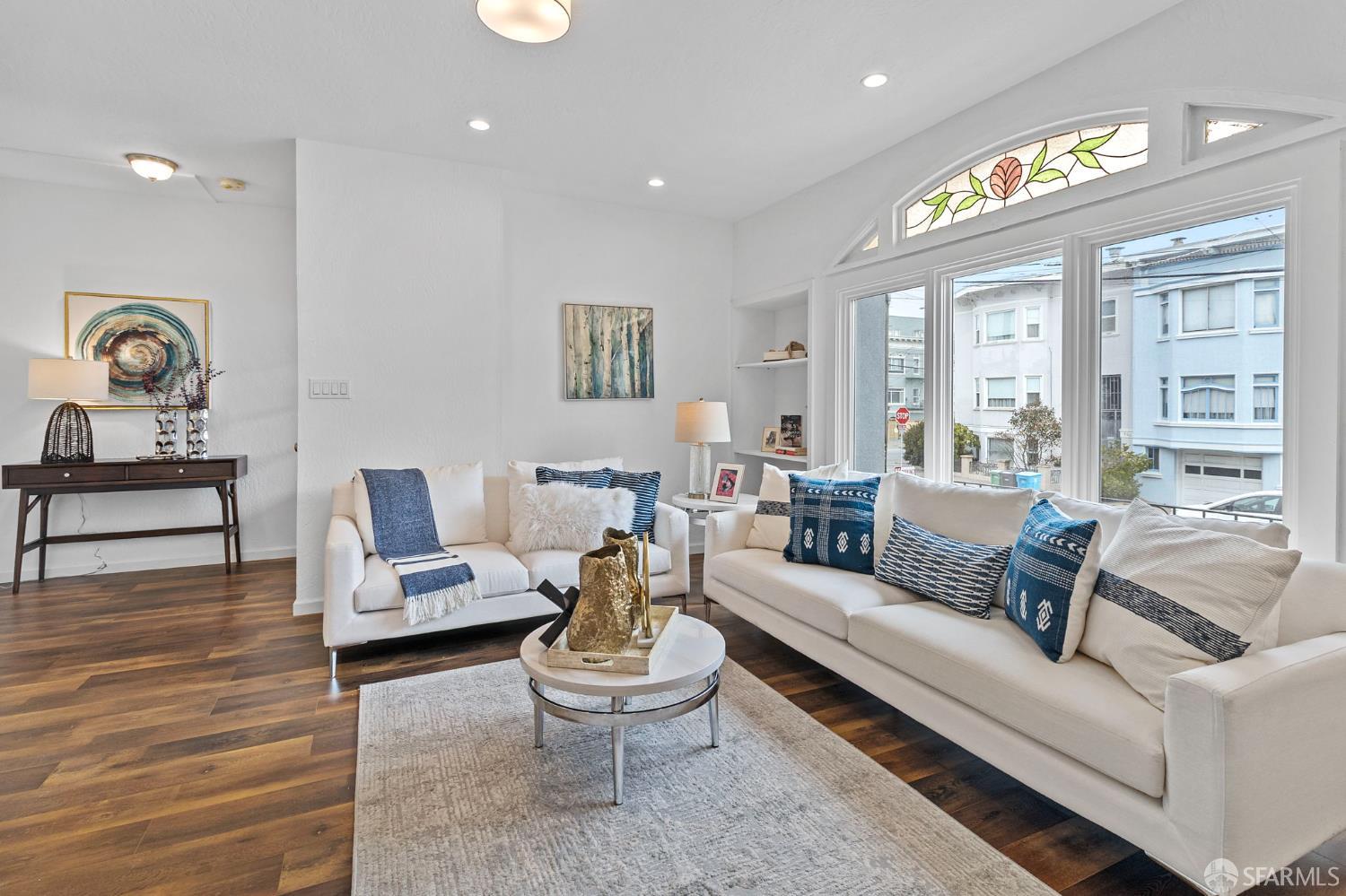 Detail Gallery Image 5 of 19 For 607 15th Ave, San Francisco,  CA 94118 - – Beds | – Baths
