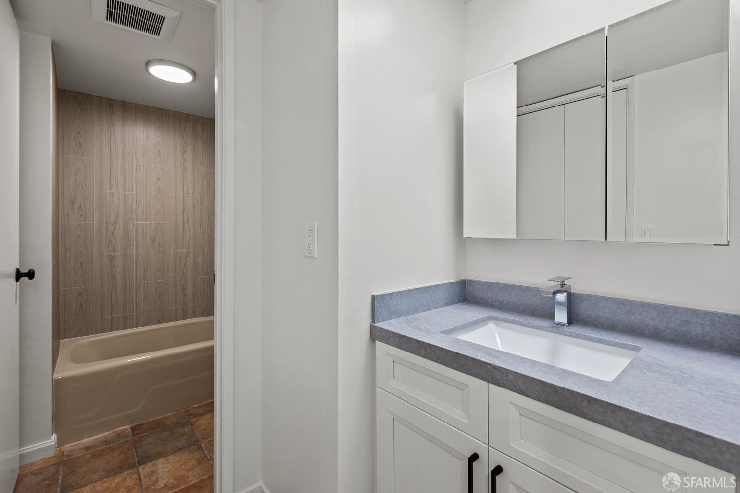 Detail Gallery Image 15 of 34 For 1255 California St #302,  San Francisco,  CA 94109 - 0 Beds | 1 Baths